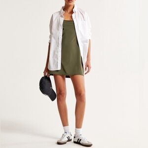 Abercrombie & Fitch Green Travelers Mini Dress Size M